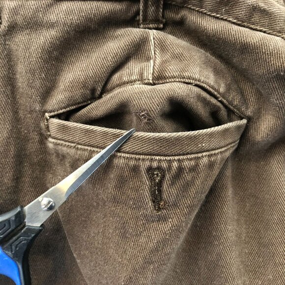 Two St. Johns Bay Men's Pants 42x32 Measured 39x30 Straight Leg - Picture 3 of 16